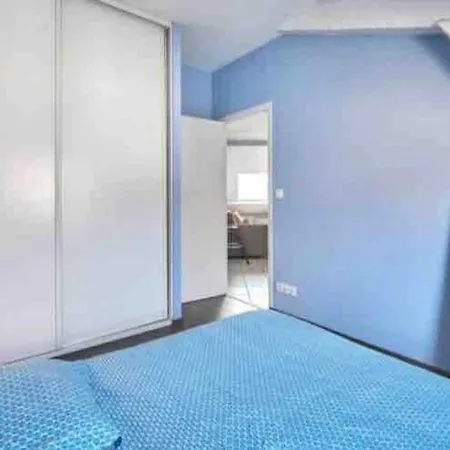Cozy Hyper Center Apartament Caen